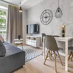 Andrzejczyk - Pilsudskiego Mikro Apartmán